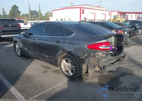 2018 Ford Fusion Hybrid Se z USA, uszkodzony, nr VIN 3FA6P0LU1JR249967